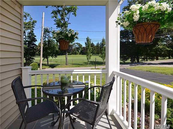 2nd image of 7 Hill Dr