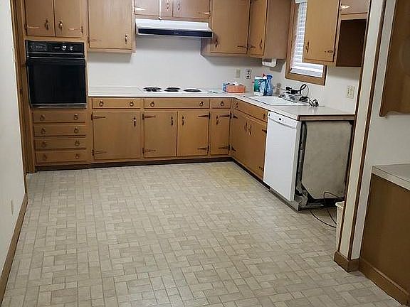 4th image of 715 S 33rd St