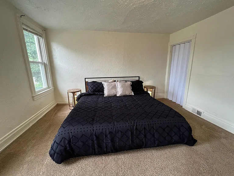 143 Plymouth St — Photo 8