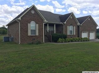 15496 Reid Rd, Athens, AL 35611