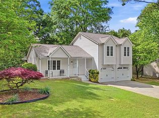 500 Sheringham Ct, Roswell, GA 30076