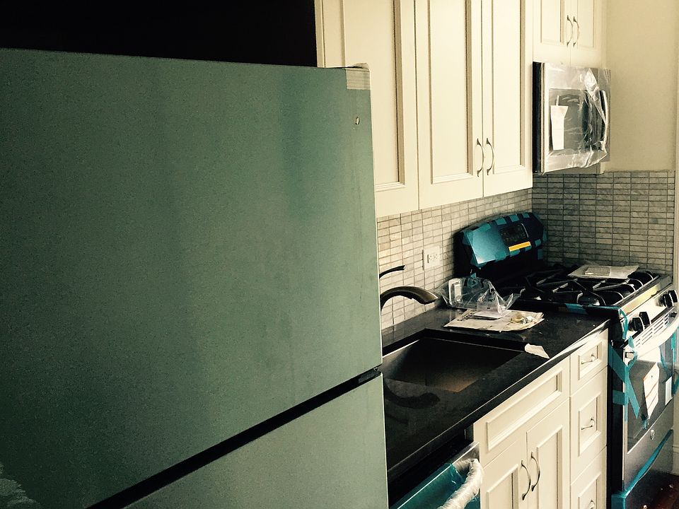 1st image of 466 Willoughby Ave