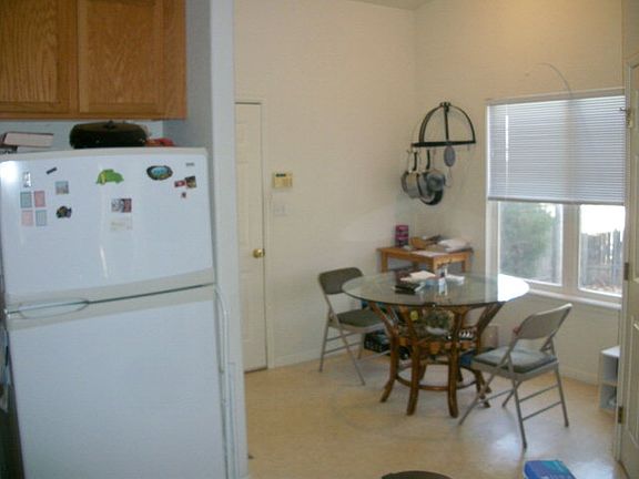 4th image of 8 Crownbridge Ct