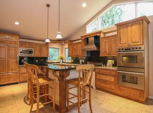 6321 Keelson Dr, Madison, WI 53705