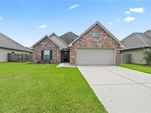 20450 Lullabye Ln, Hammond, LA 70401