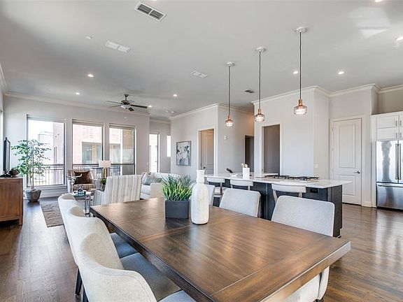 3rd image of 101 Decker Dr Unit 405
