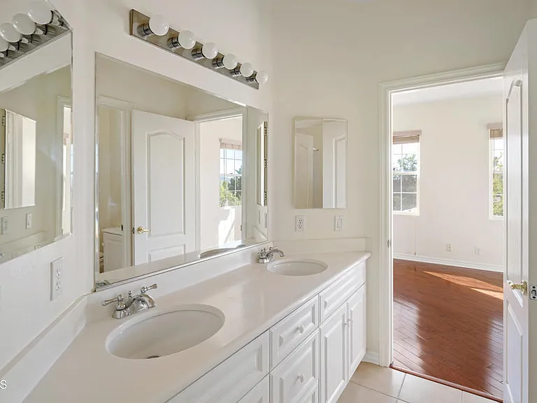 721 Owen Ct — Photo 22