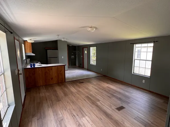 11332 Arnold Rd, Denham Springs, LA