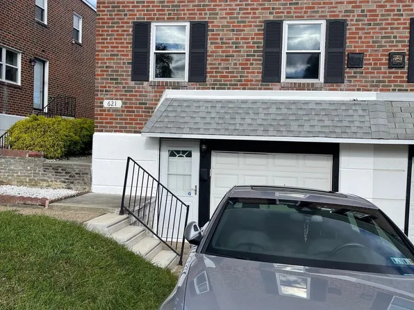 621 Lawler St, Philadelphia, PA 19116