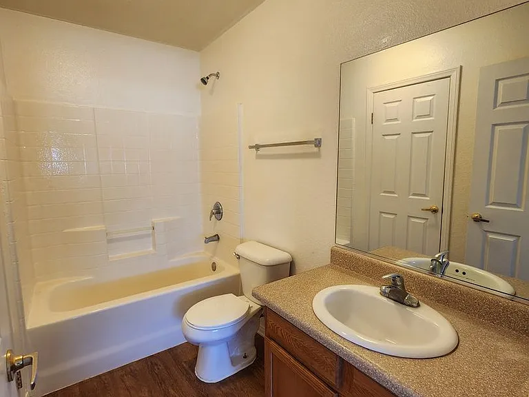 73484 El Paseo Dr — Photo 7