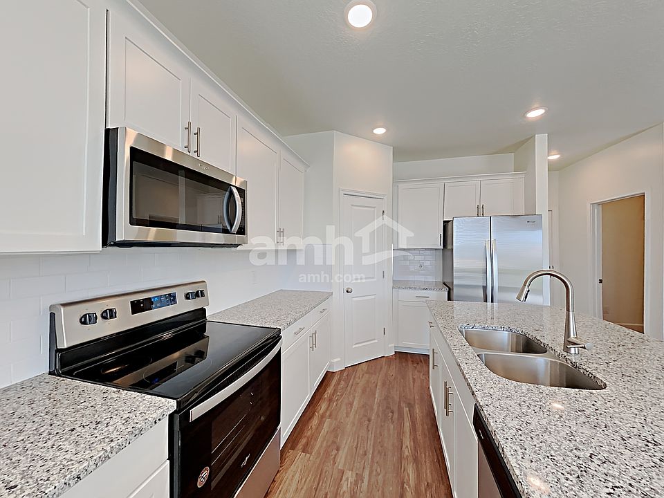 1st image of 1271 N Wagon Way