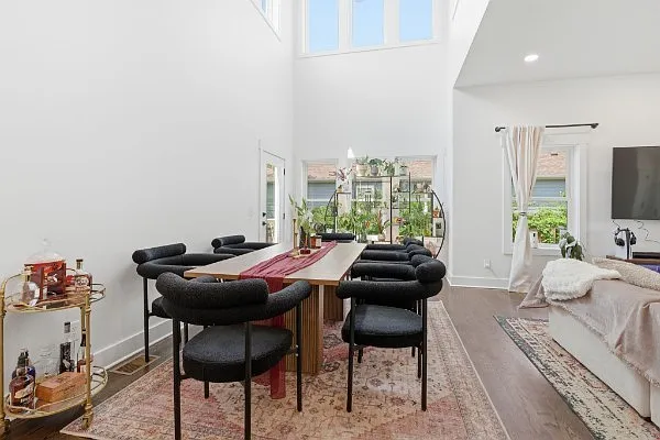 3715 Fairview Dr — Photo 7