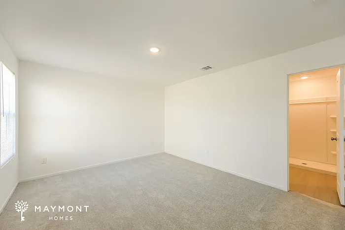 747 Thea Meadows — Photo 11