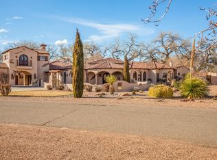283 Bazan Loop, Corrales, NM 87048