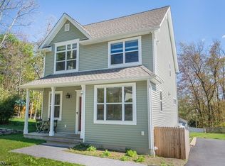 53 Cedarbrook Rd, West Milford, NJ 07421