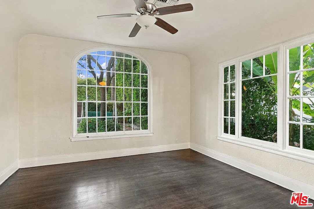 3 bed, 2.5 bath, 1520 sqft, $7,000 — Photo 2