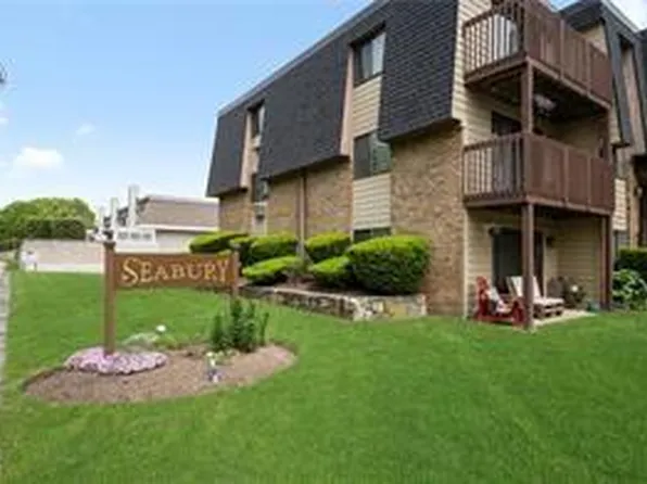 4162 Post Rd APT 6, East Greenwich, RI 02818
