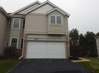 1951 Tamahawk Ln, Naperville, IL 60564