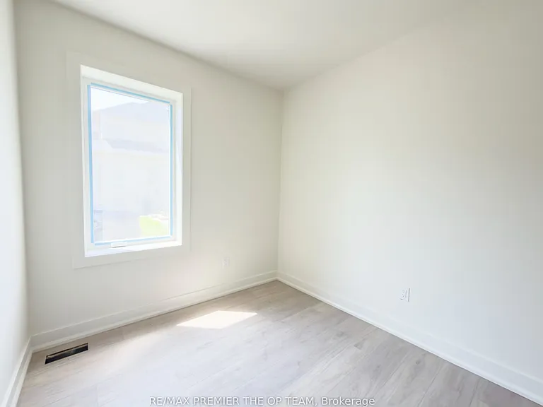 9690 Keele St #MAIN — Photo 12