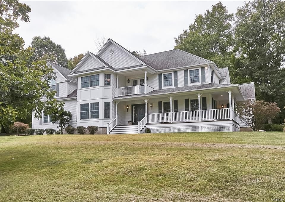 1st image of 38 Mountainview Dr