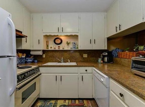 2nd image of 3803 Mia Tia Cir APT B