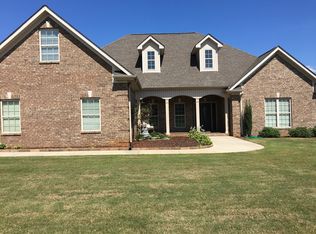 221 Magnolia Glen Dr, Huntsville, AL 35811