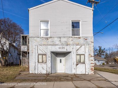 1335 E Cesar E Chavez Ave, Lansing, MI, 48906