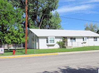 275 S 7th St, Lander, WY 82520