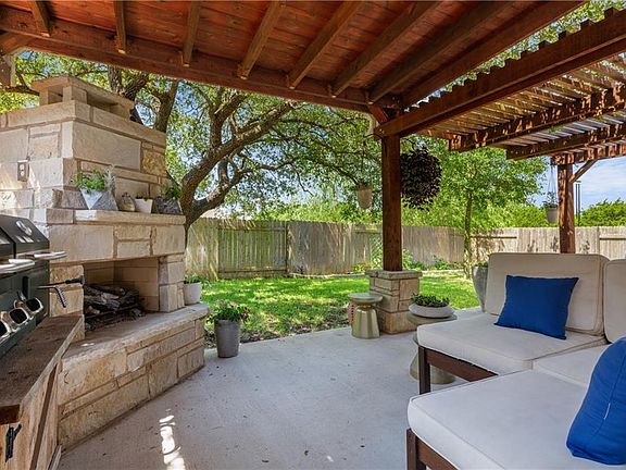 4th image of 2304 Lookout Range Dr