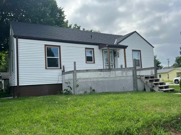 521 S Cottonwood, North Platte, NE 69101