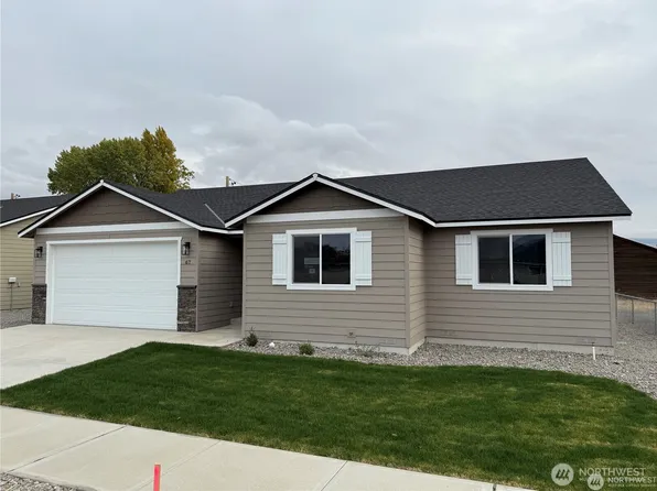 67 Salmon Drive, Wenatchee, WA 98801