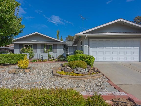 4th image of 6711 Oaklawn Way