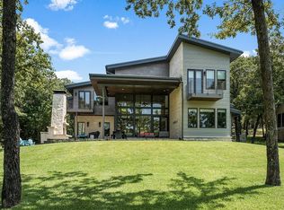 3530 Pleasant Run Cir, Athens, TX 75752