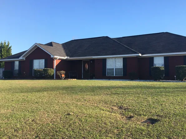 313 Wellston Dr, Enterprise, AL 36330