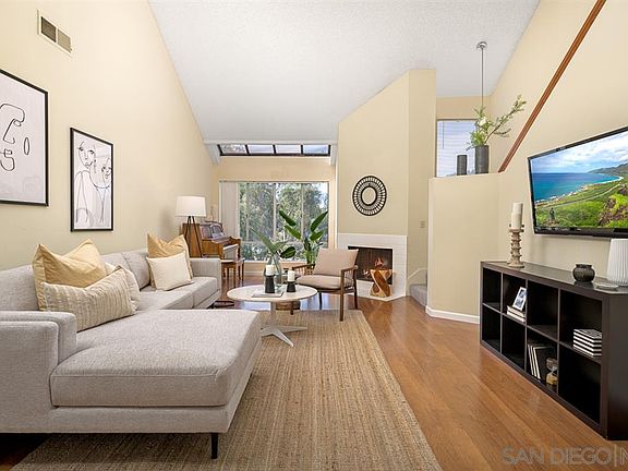 4th image of 6136 Calle Mariselda Unit 302