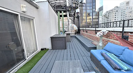 Rented by Manhattan Realty Group