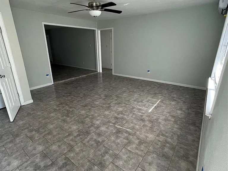8321 Homewood Ln #B — Photo 2