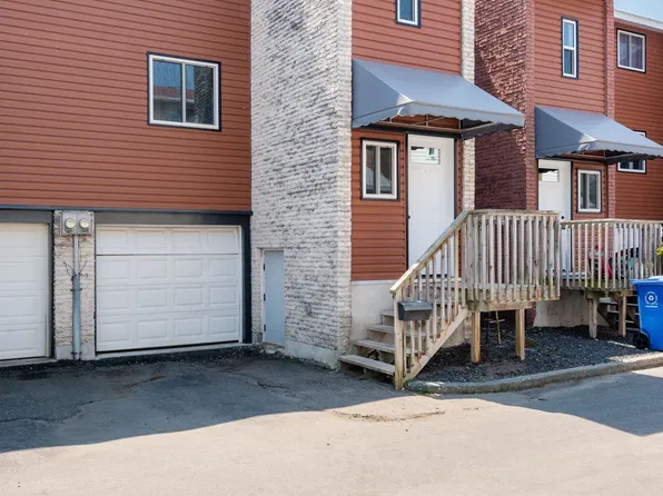 850 Lakeshore Dr #8, North Bay, ON P1A 2G8