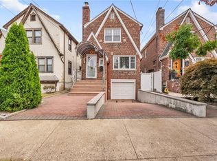 2218 Seymour Ave, Bronx, NY 10469