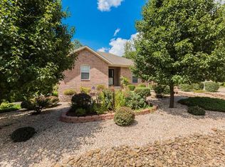 6 Dunvegan Ln, Bella Vista, AR 72715
