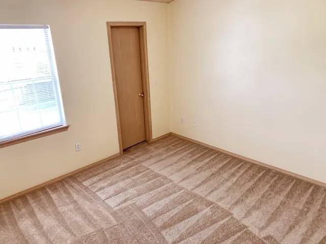 1864 Cambridge Park Pl — Photo 13