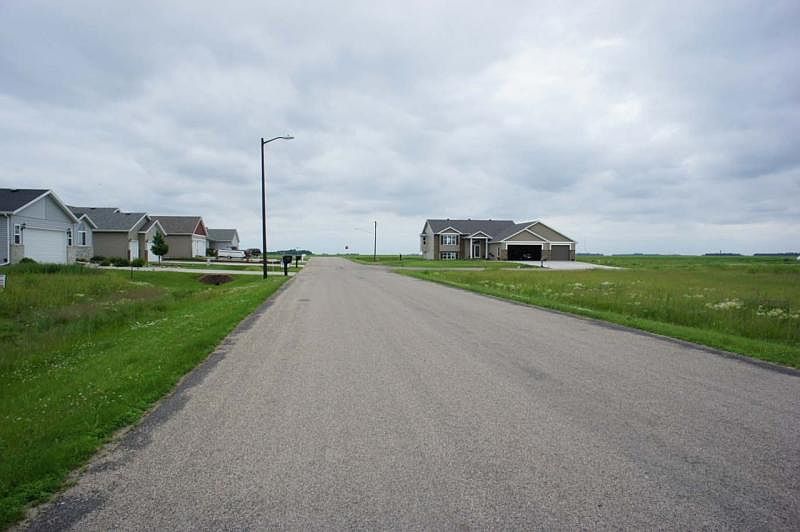 2nd image of 130 5th Ave W