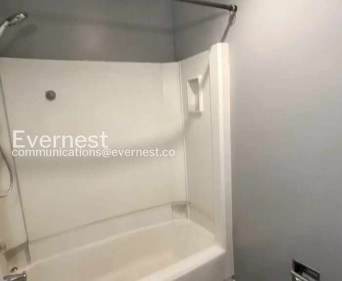 9 Meredith Ct #6 — Photo 10