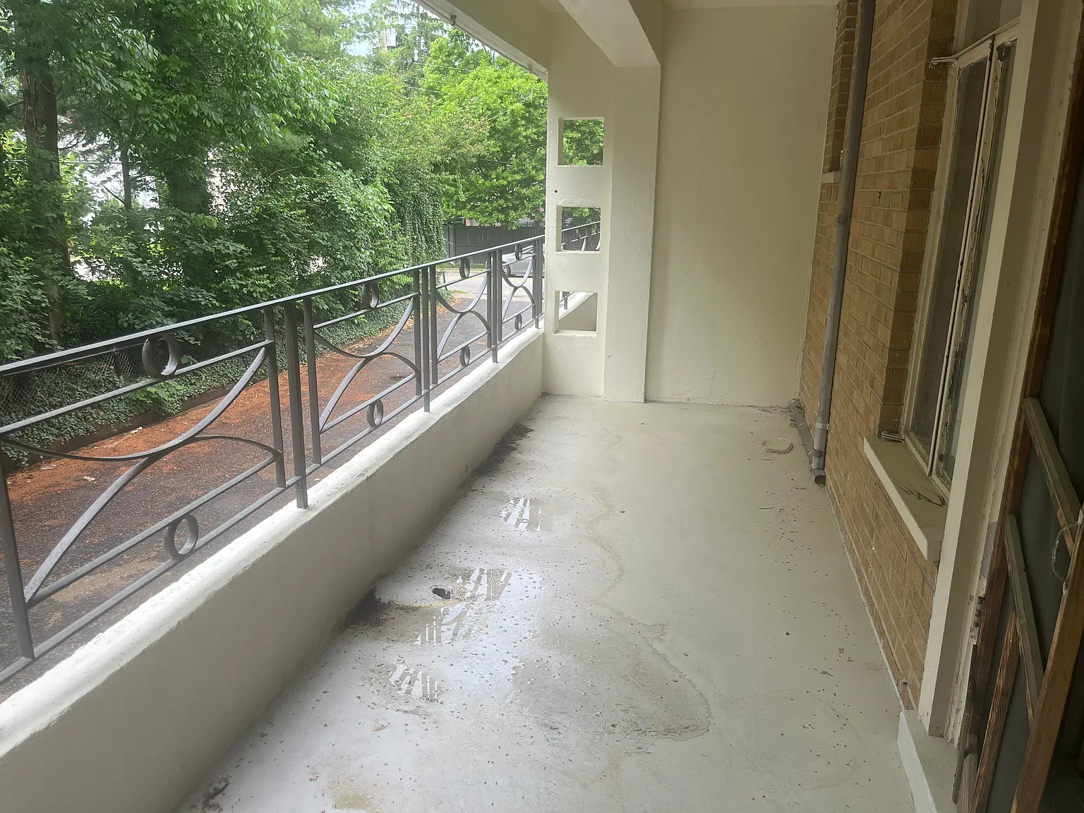 2 bed, $1,100 — Photo 3