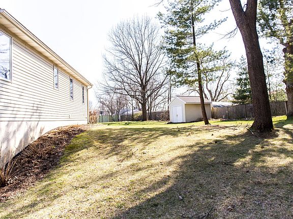 5th image of 2583 Bowenton Pl SW