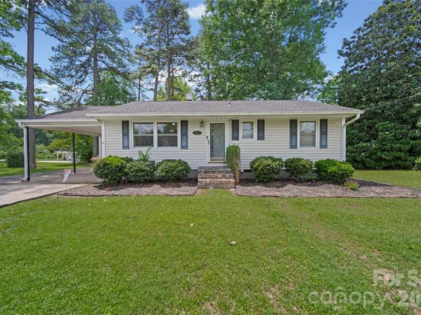 600 McAdenville Rd, Lowell, NC 28098