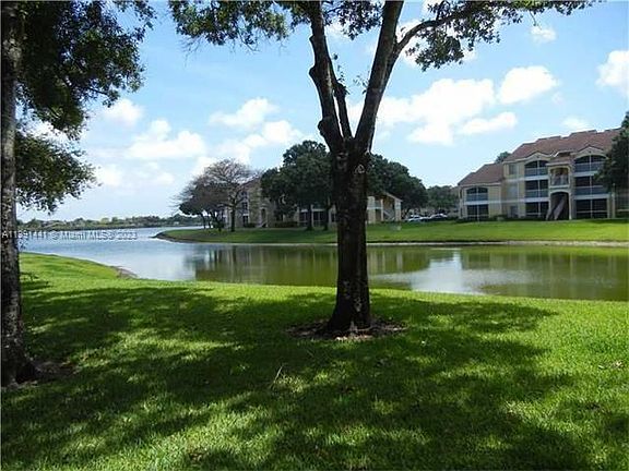 3rd image of 2405 NW 33rd St APT 1214