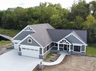 17934 Seahawk Ln, Huntertown, IN 46748