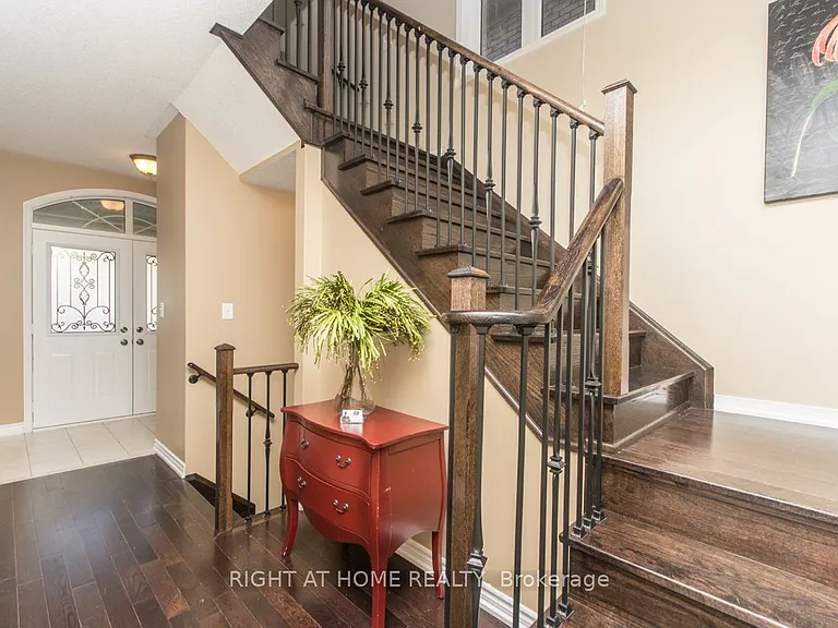 3053 Janice Dr — Photo 11