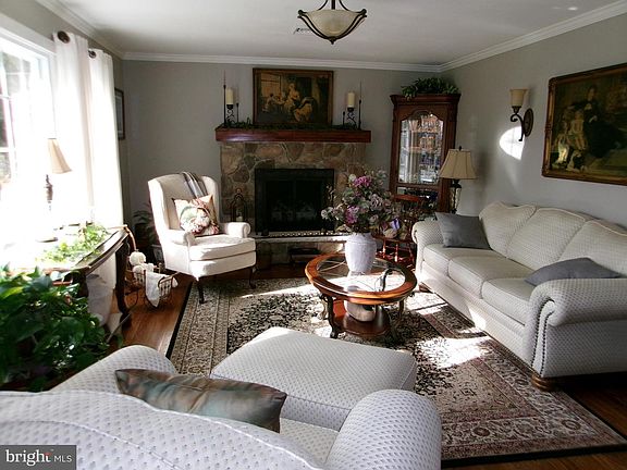 2nd image of 22 Nugentown Rd